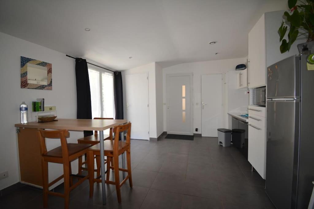 Grand Studio Independant Avec Jardin Goussainville  Bagian luar foto
